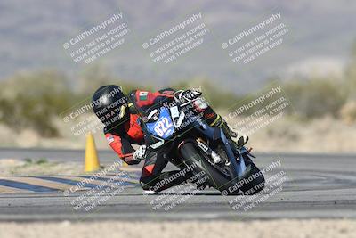 media/Jan-15-2026-Racers Edge (Thu) [[dfebeb70ab]]/2-A Group/Session 5 (Turn 5)/